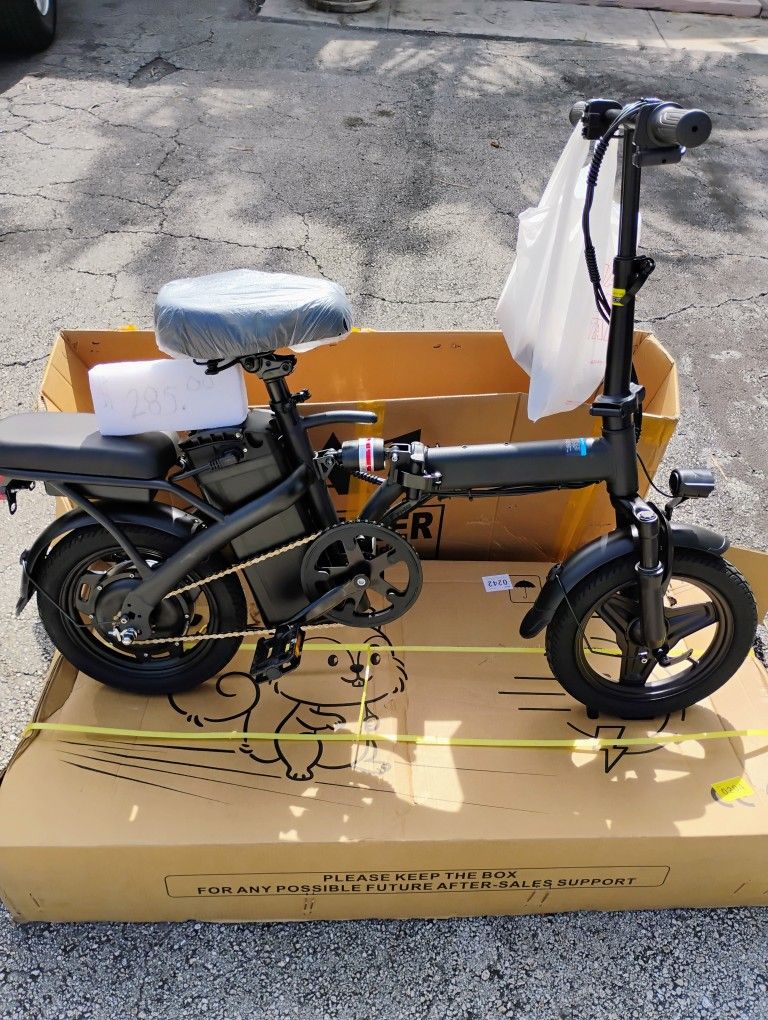 E Bike 20mph New Unused With Charger 20miles Per Charge,Basket Phone Holder Lock And Tool Kit