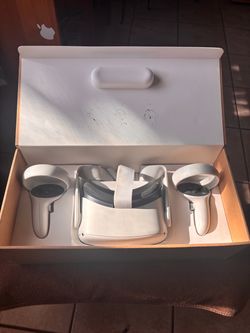 Meta Quest 2 VR Headset with Controllers