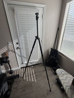 Ulanzi Camera Tri-pod