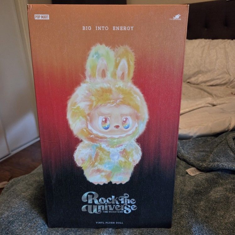 Big Into Energy, Rock The Universe Labubu