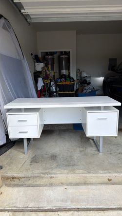 Desk - white with drawers