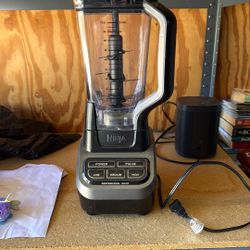 Ninja Professional 1000W Blender 