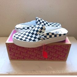 Vans Multiple Sizes Read Entire Description 