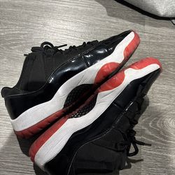 Jordan 11 retro low tops