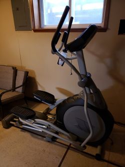 Free Elliptical Xterra Fs5.2e for Sale in Seattle WA OfferUp