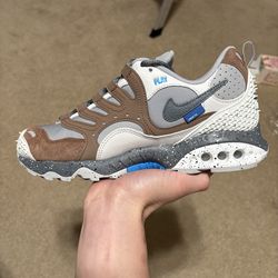 Size 11 - Nike Undefeated x Air Terra Humara Archaeo Brown