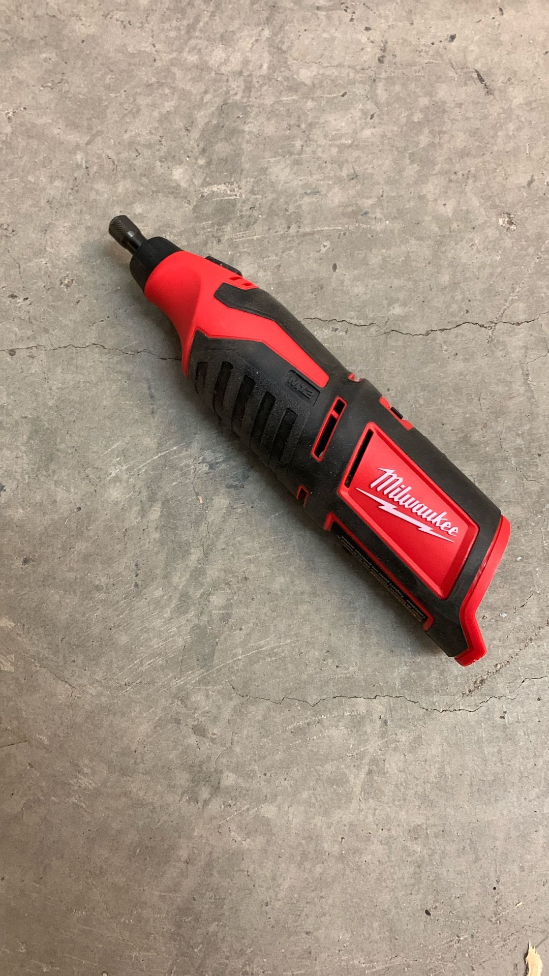 Milwaukee M-12 Rotary Tool With 3 Red lithium CP2.5 Batteries