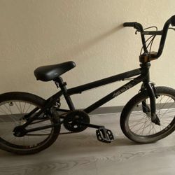 Specialized Fuse BMX bike