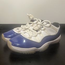 SIZE 8 W0MAN - Nike Air Jordan 11 Retro Low Concord Sketch
