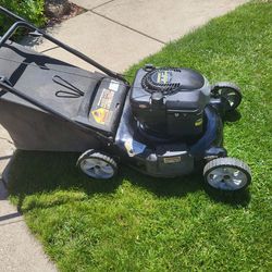 Craftsman Lawn Mower With Bag 