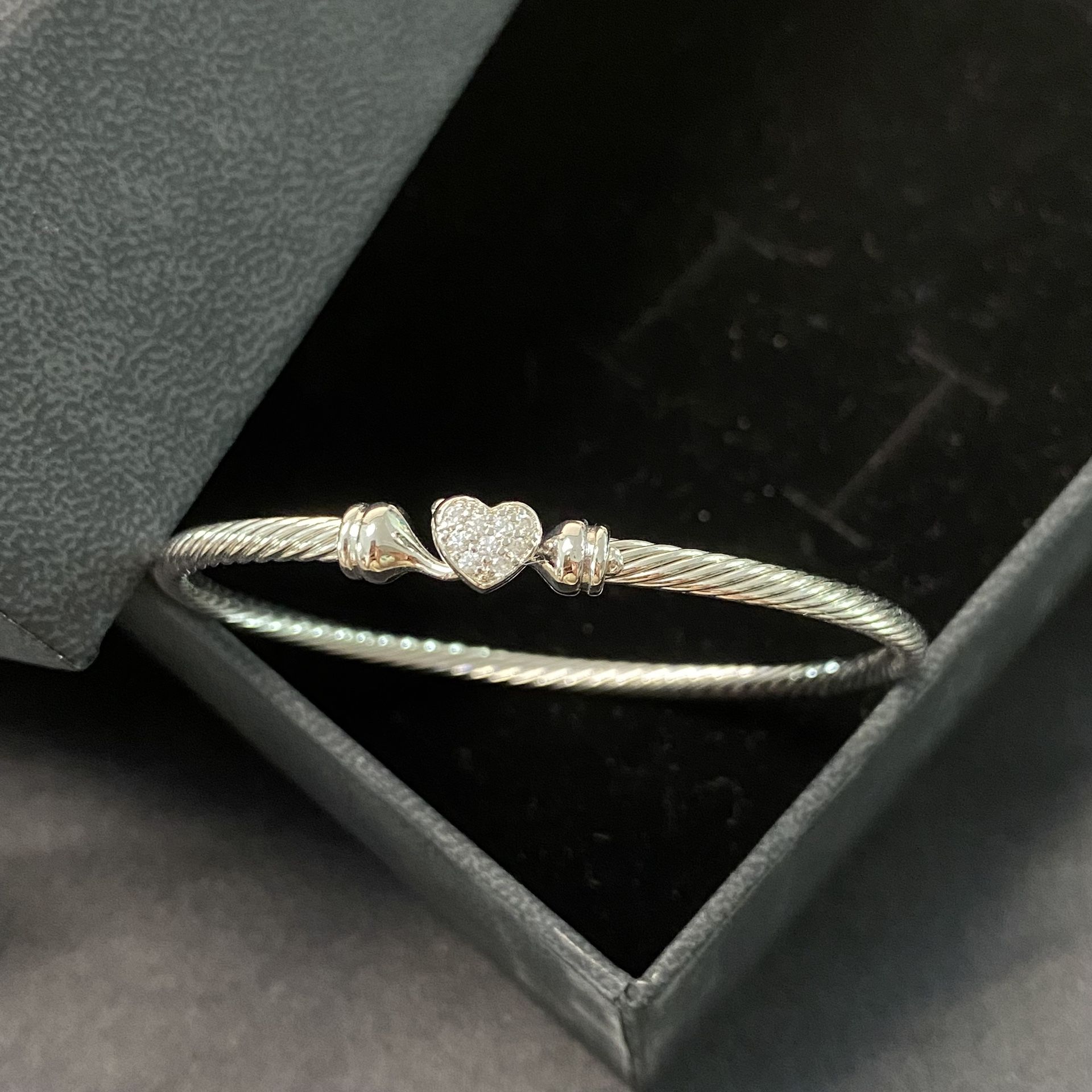 David Yurman Classic Cable Heart Station Bracelet