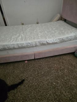 Girls twin bed frame and mattress pink