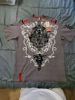 Fashion Designer T-shirt By Akcess