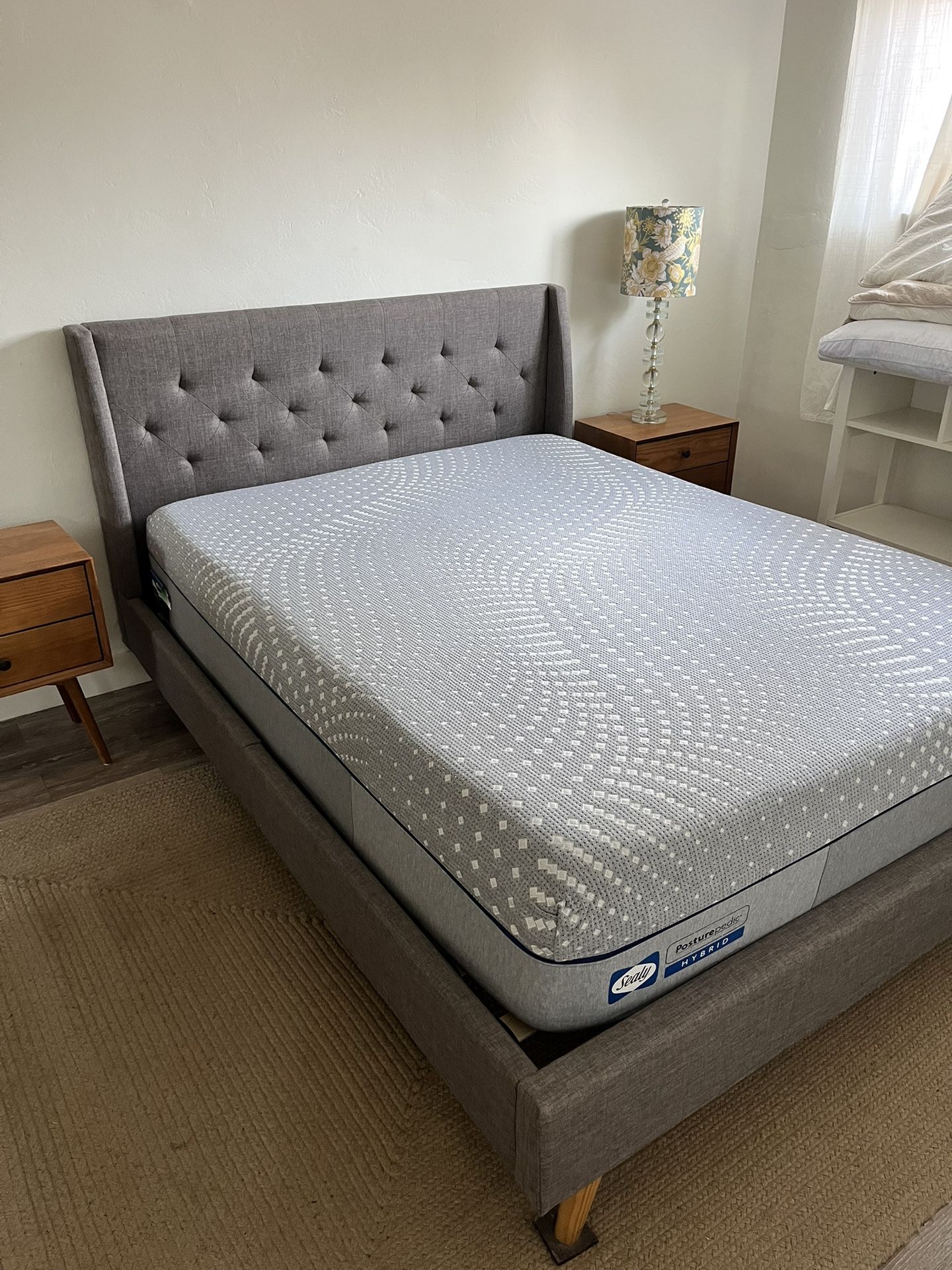 Queen Bed Frame With Sealy Mattress