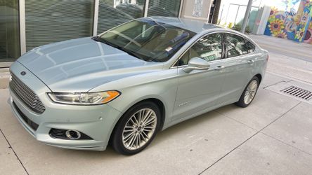 2014 Ford Fusion Hybrid