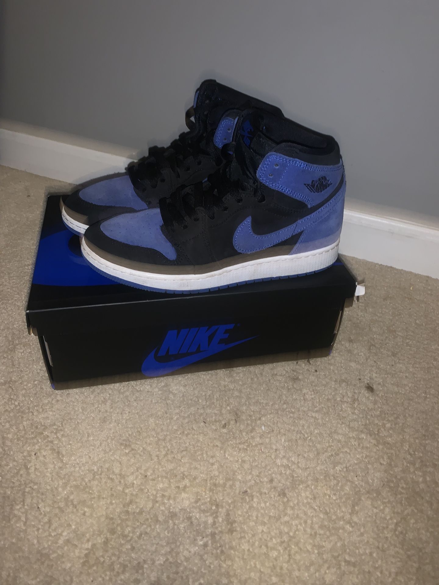 Size 7 Air Jordan 1 Retro High OG (Black/Royal Blue-white)