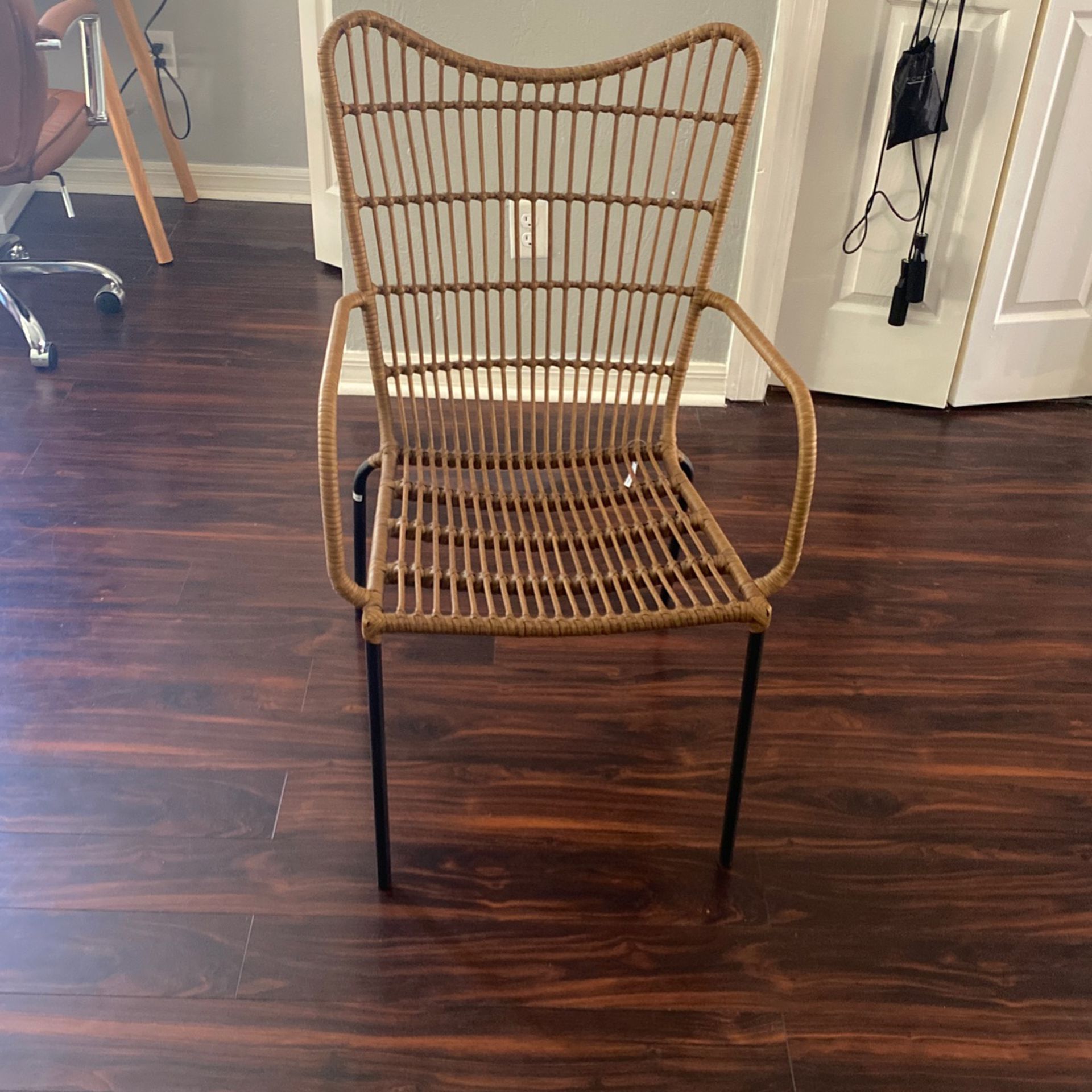 Accent Chair- Patio Or Indoor