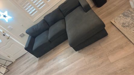Sectional 2 piece couch
