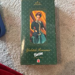 Yuletide Romance Barbie
