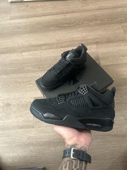 Black Cat Jordan 4 (2025)