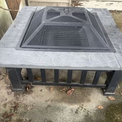🔥 Brand New Outdoor Fire Pit – Never Used! 🔥