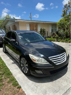 2012 Hyundai Genesis