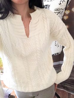 Cable knit sweater white vneck womens long sleeve sweater top