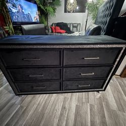 Black Dresser