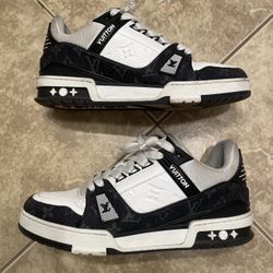 Louis Vuitton LV Trainer Sz 7.5 LV