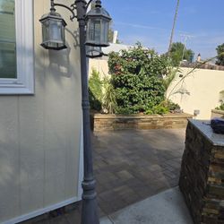 Outdoor Post Lamp
