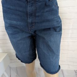 Gloria Vanderbilt shorts size 18W