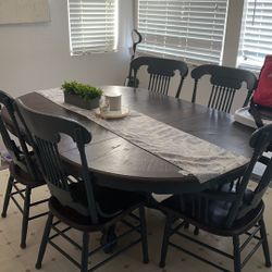 Dinning Table 