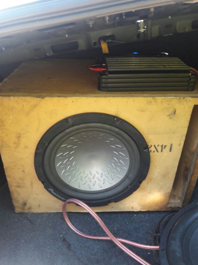 12 inch pioneer sub with alpine vpower amp