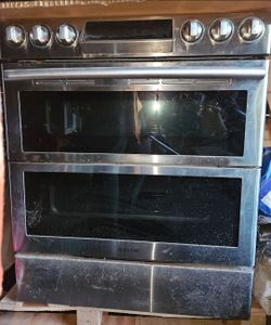 Samsung Flex Duo Gas Range - Appears to be NX58K9850SS - New As-Is - Pickup Only