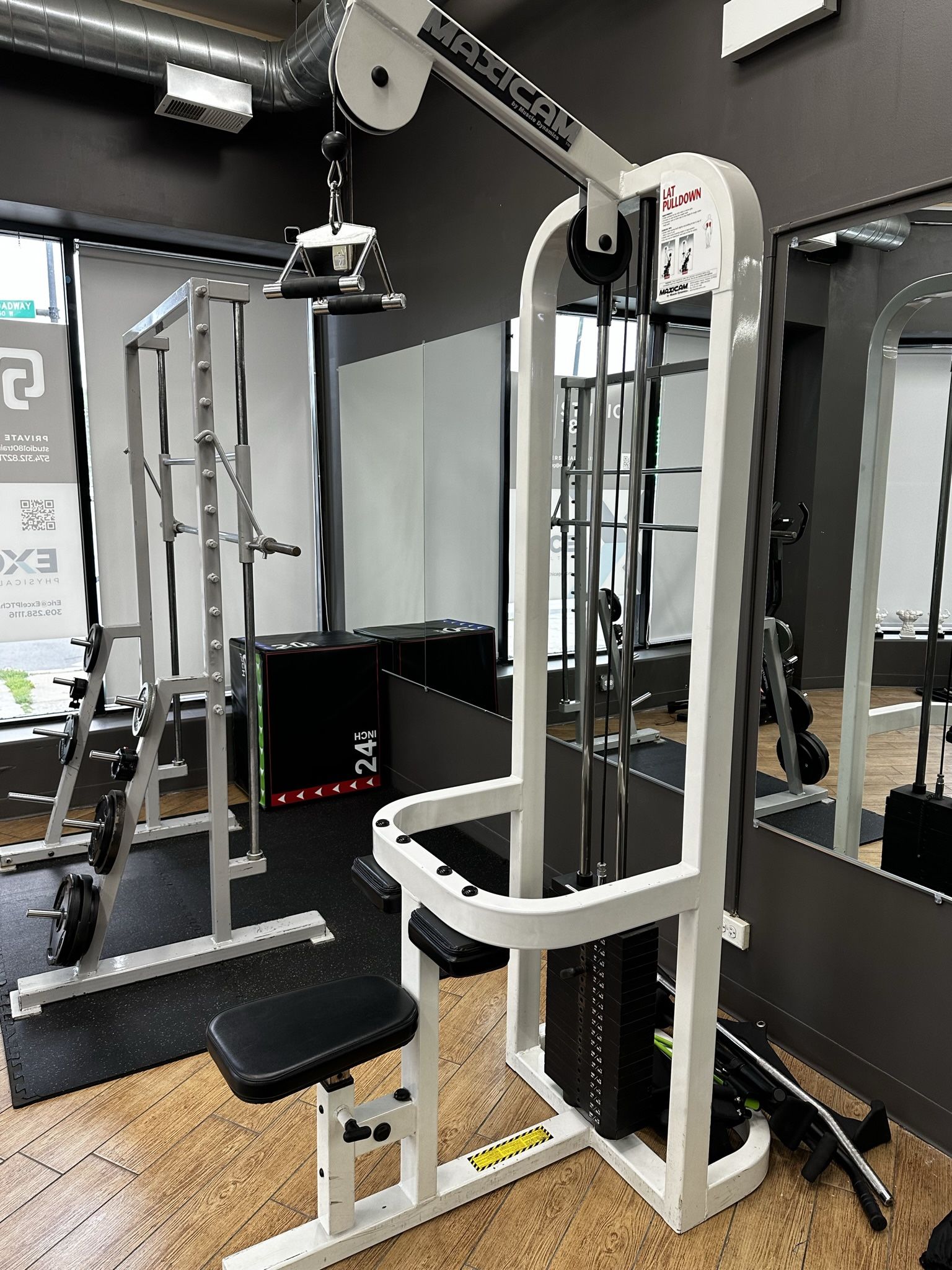 Maxicam lat pulldown cheap