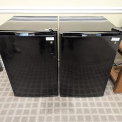 2 GE Mini Fridge 