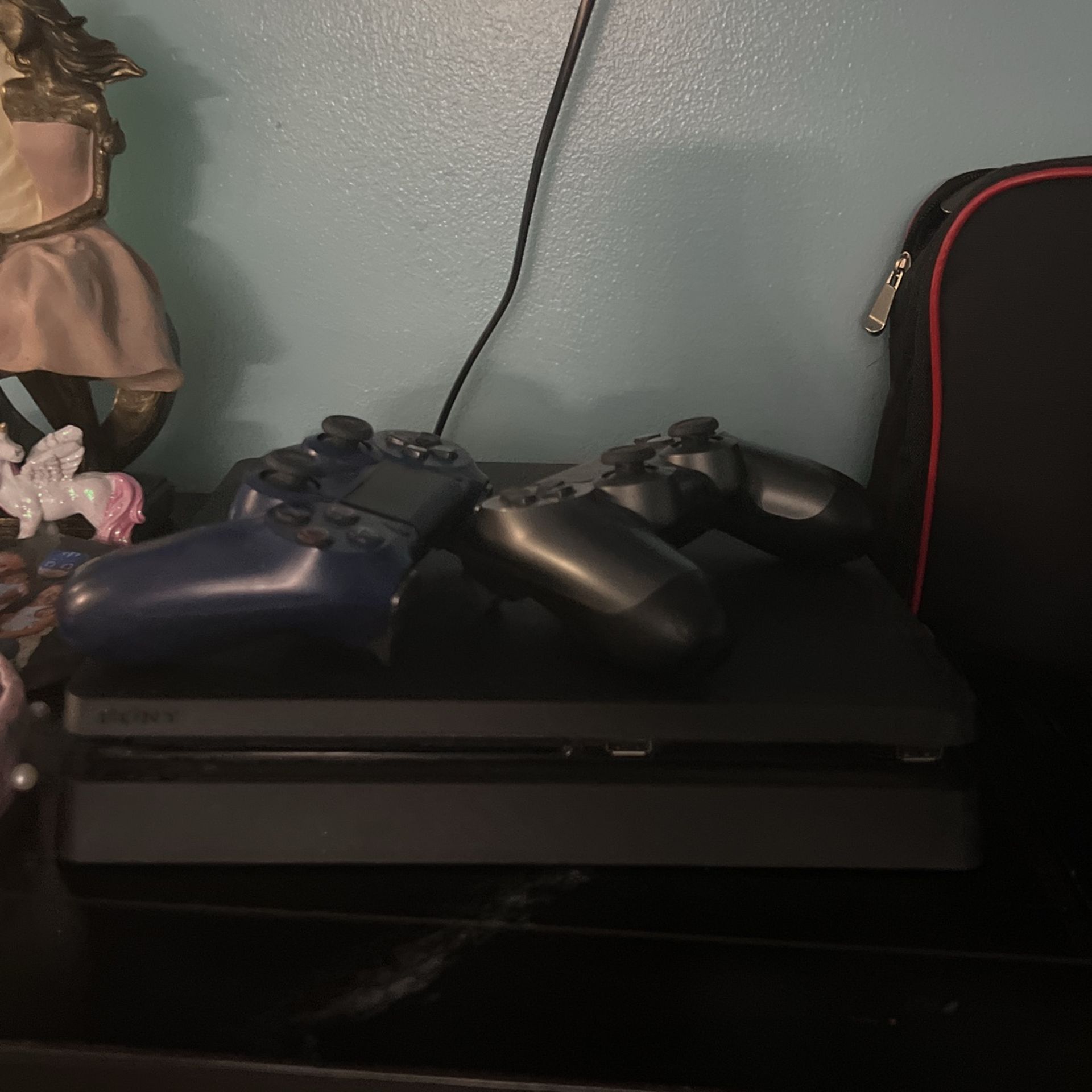 Play Station 4