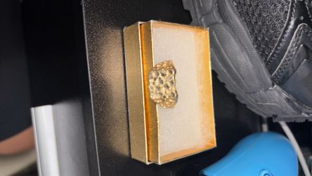 Gold nugget ring