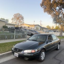 1998 Toyota Camry 