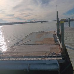 40' X 15' Rubber Pontoon Barge