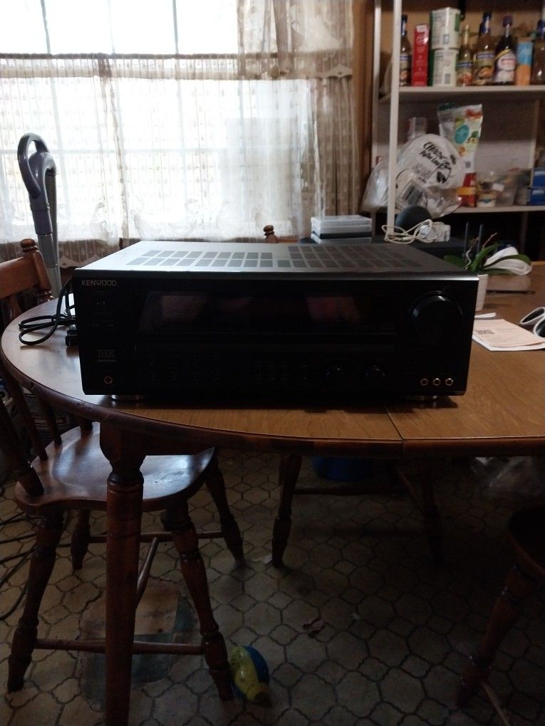 Kenwood Receiver VR-8070