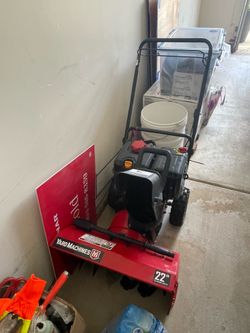 YardMachines 179cc 22” Snowblower