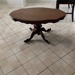 Mahogany Wood Table