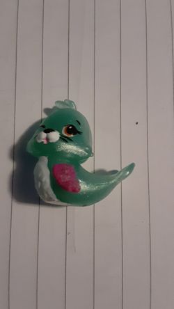 Hatchimal figurine