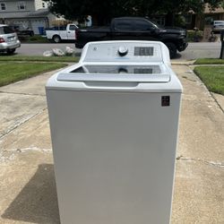 GE White Washing Machine 