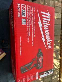 Brand new Milwaukee m12
