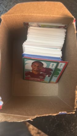 Selling/trading World Cup stickers