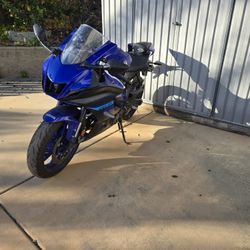 2024 Yamaha Yzfr7