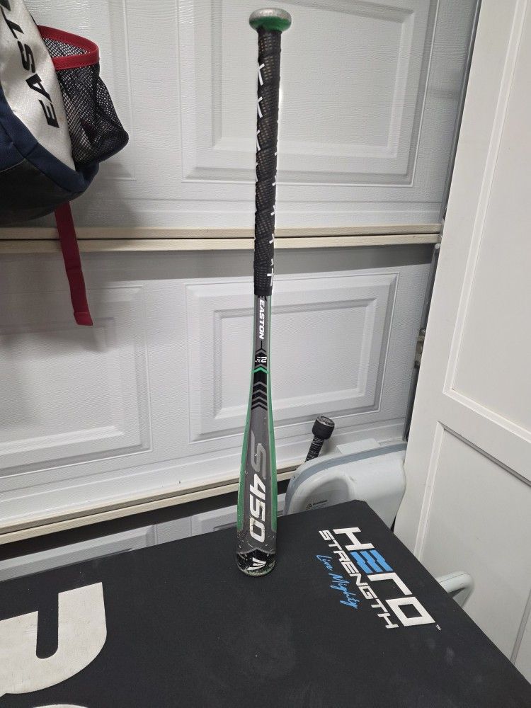 Easton S450 Baseball Bat USA Baseball Certified 27in. 15oz. 2 1/4" Diameter.