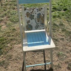 Wooden Chairs. Read Description!